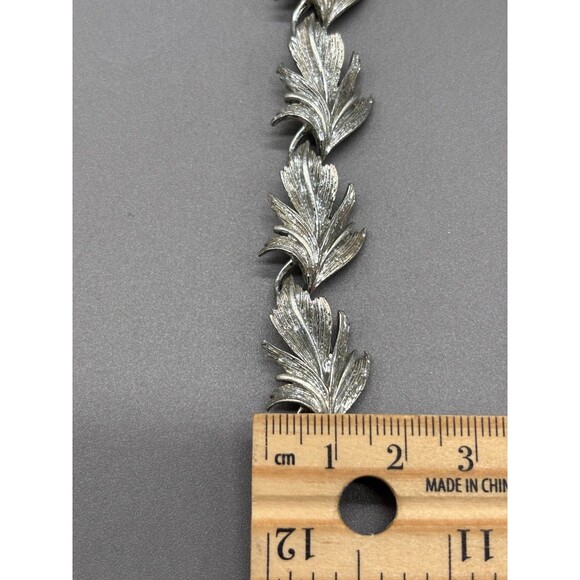 Vintage Lisner Silvertone Leaf Necklace Mid Century Modern Brushed Choker 17” - Picture 10 of 11